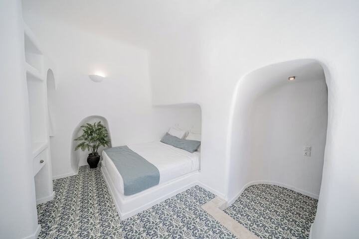 Room 4 of 91