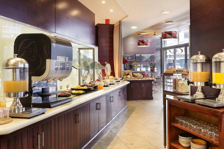 Dining Photos