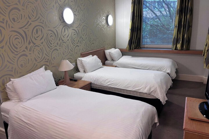 Room 21 of 81