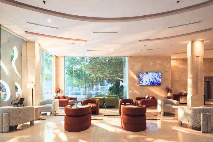 Guest Lobby