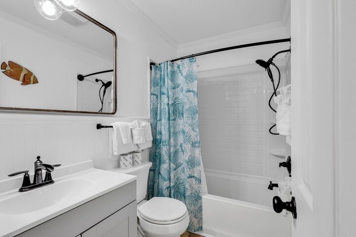 Room 45 of 62