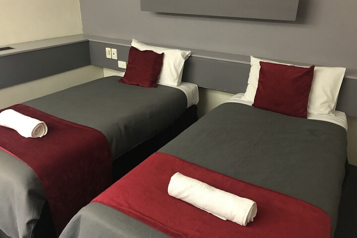 Room 13 of 29