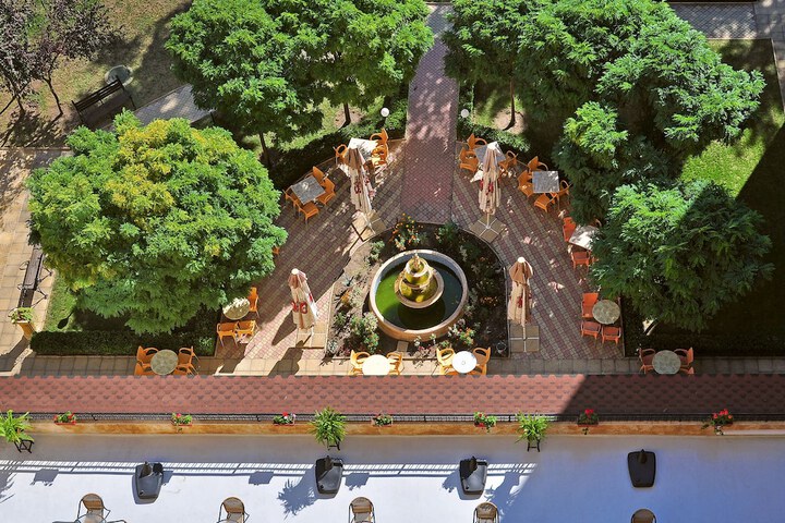 Terrace/Patio 18 of 45