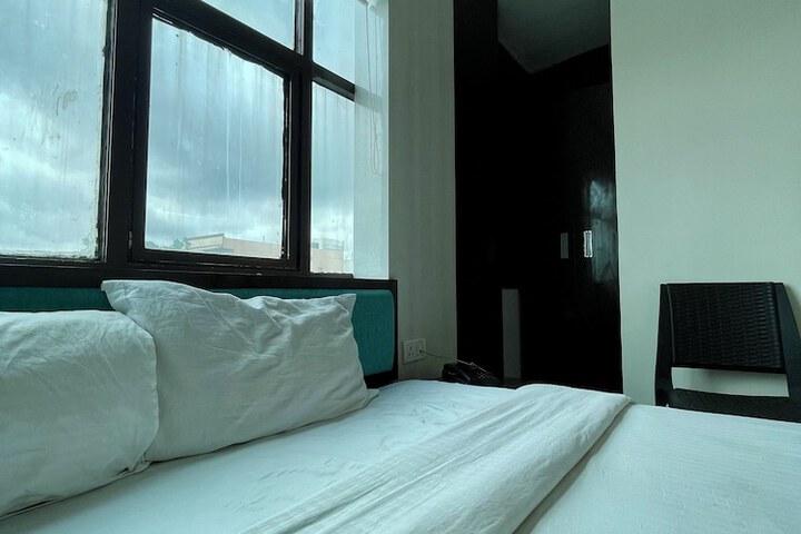 Room 37 of 53