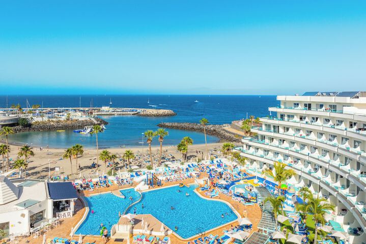 Pool Hotel