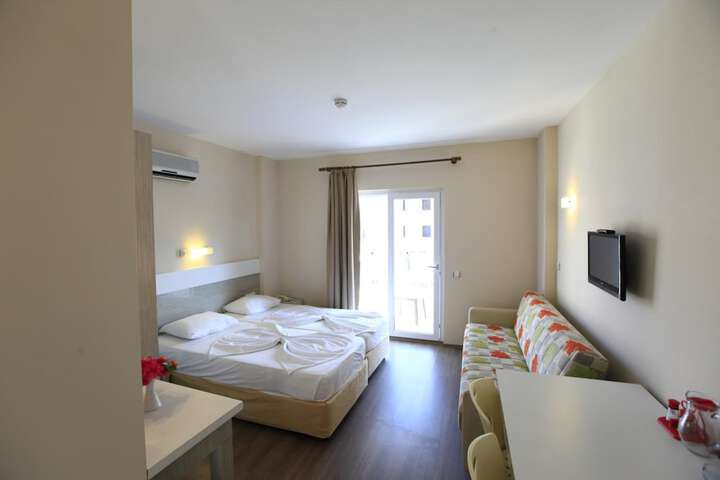 Room 7 of 40