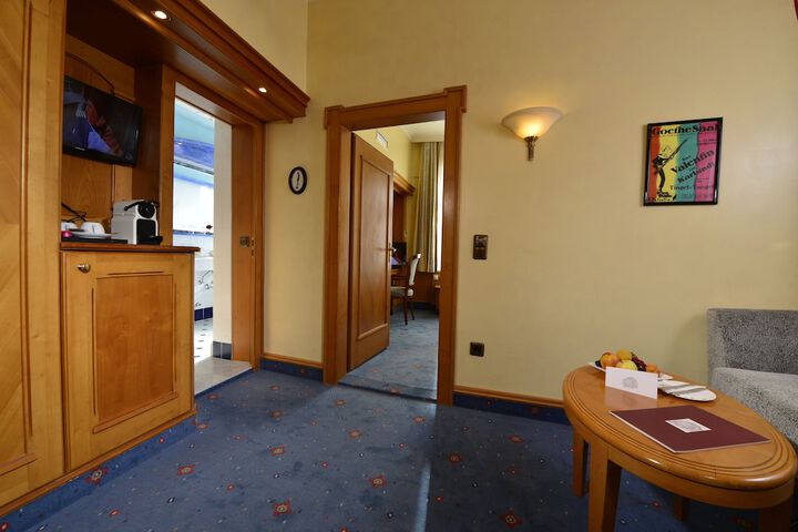 Room 58 of 112