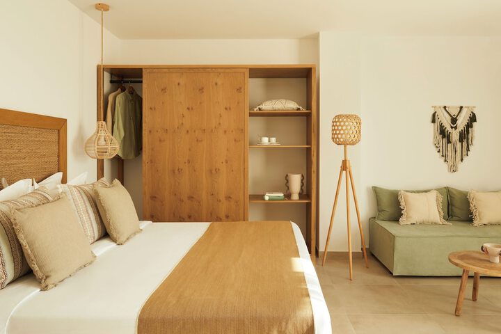Room 18 of 59