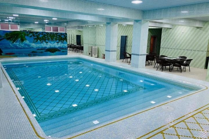 Pool 5 of 10