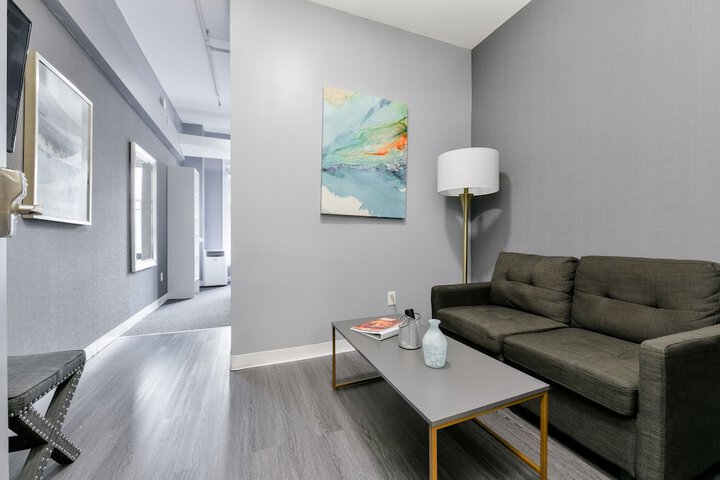 Room 40 of 46