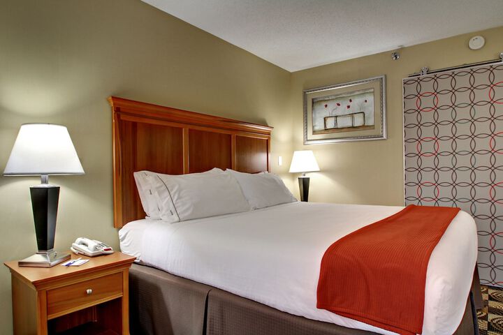 Standard | King Bed (21 of 28)