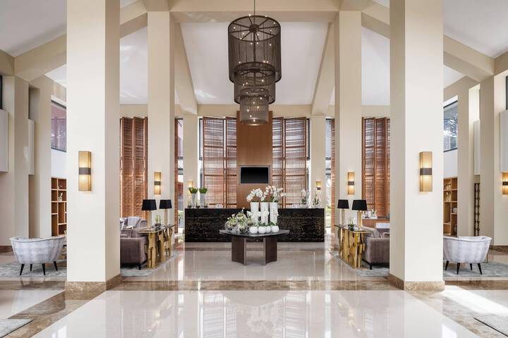 Hotel Interior 5 of 202