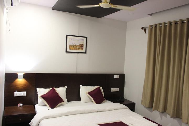 Room 18 of 64
