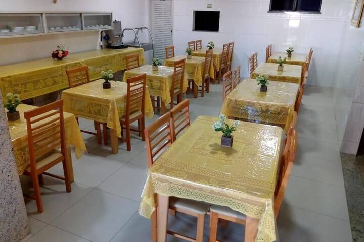 Dining Photos