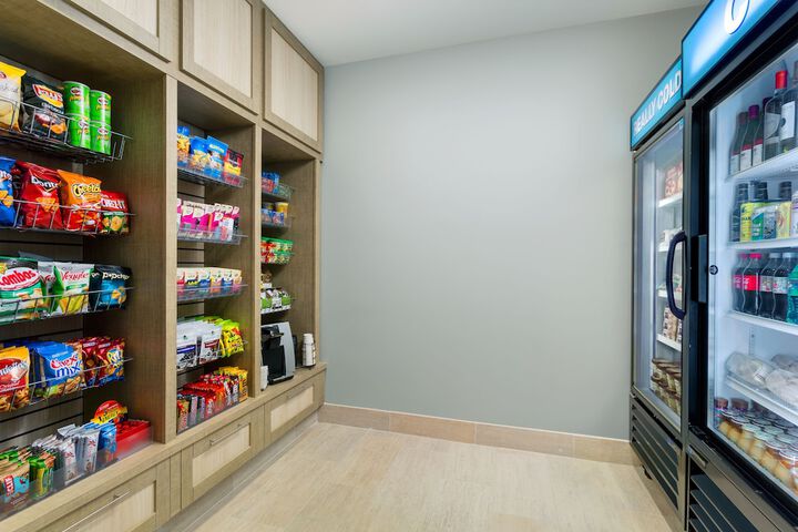 Snack bar