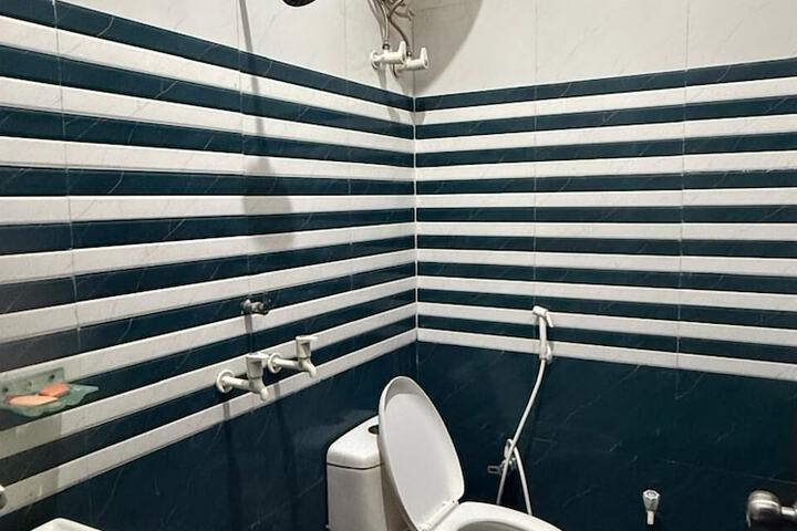 Room 20 of 23