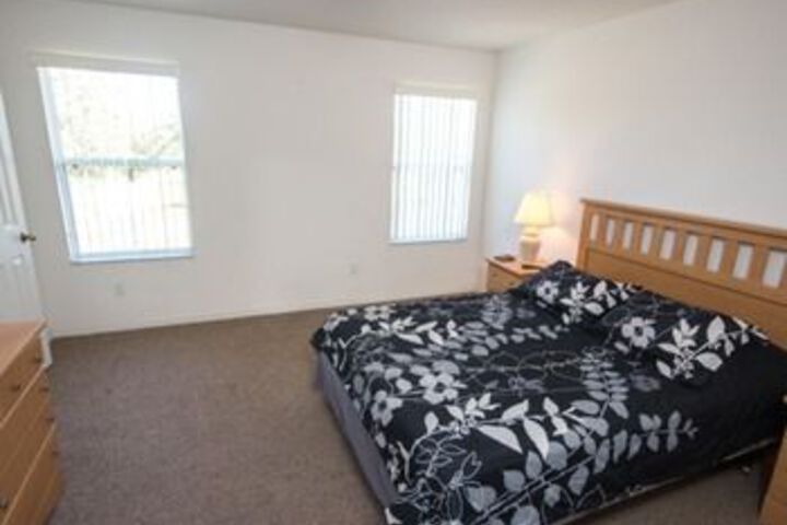 Room 7 of 14