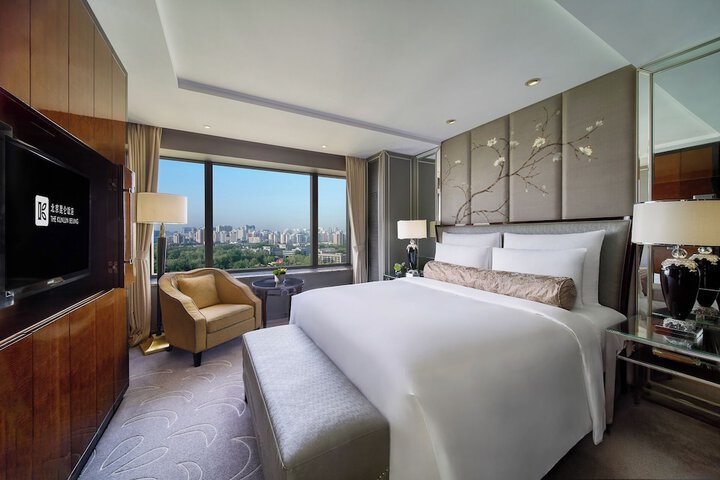 Room 37 of 114