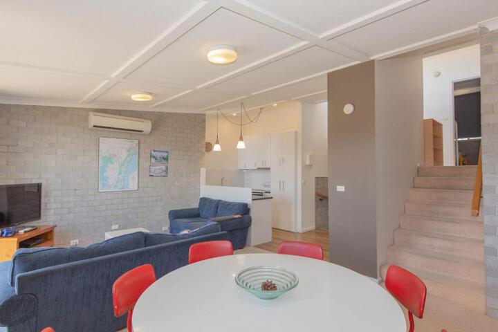 General 4 of 15