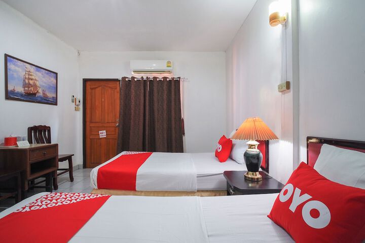Room 32 of 36