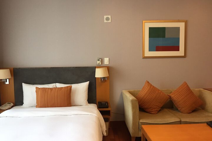 Room 5 of 47