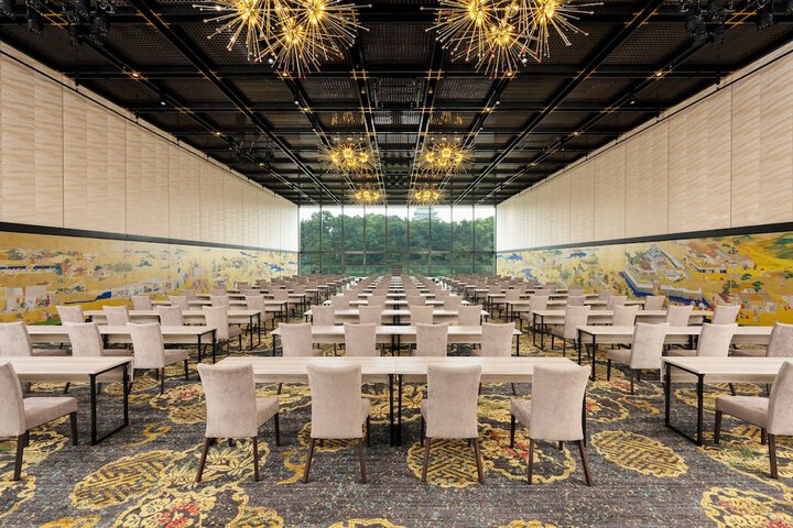 Ballroom/Hall 189 of 201