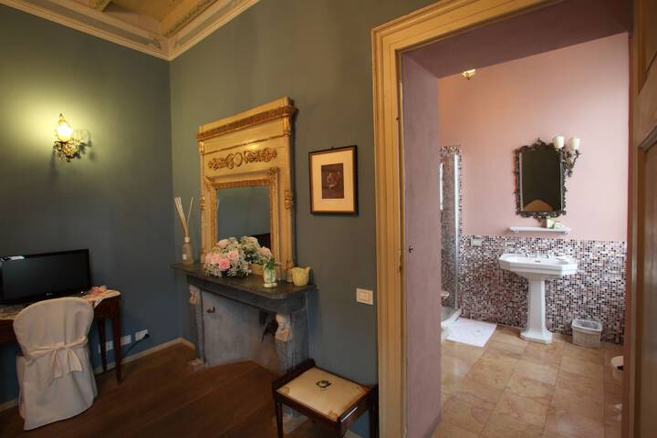 Bath Photo