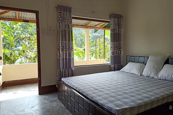 Room 45 of 146