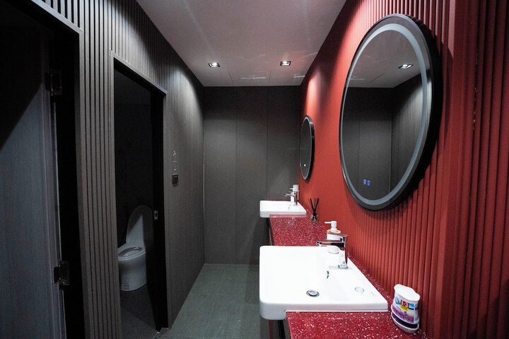 Hotel Interior 9 of 96