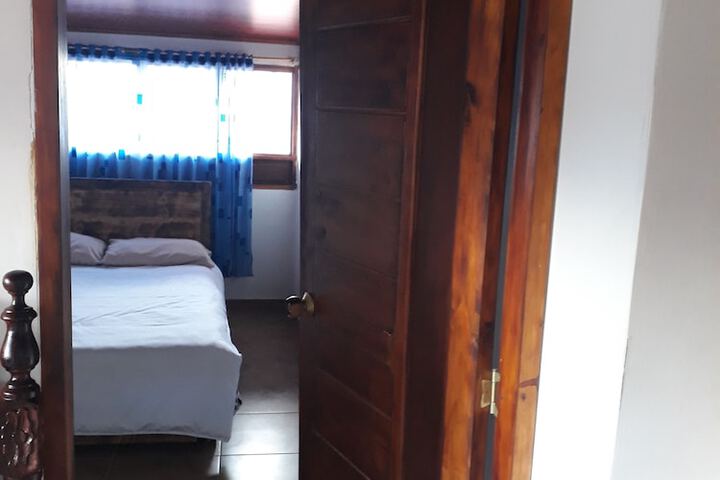 Room 6 of 66