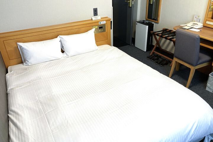 Room 6 of 21
