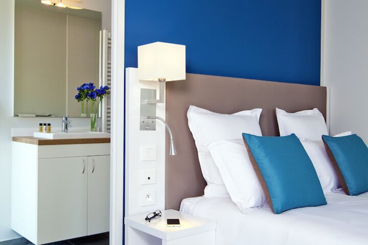 Room 5 of 19