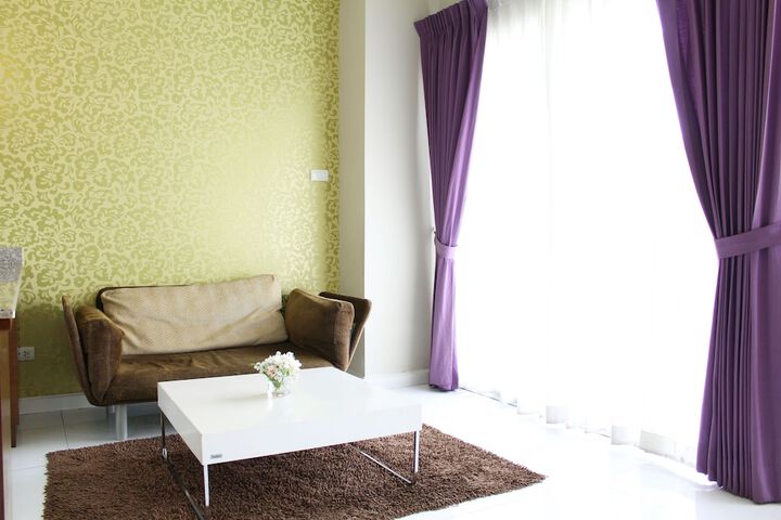 Room 30 of 42