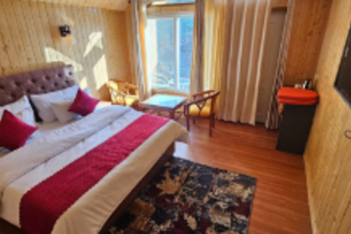 Room 2 of 18