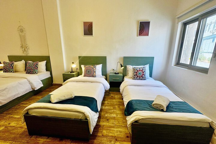 Room 34 of 114