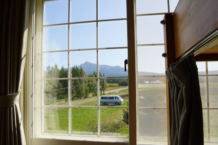 Room 15 of 46