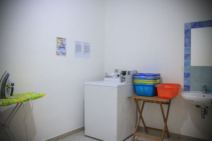 Laundry 35 of 118