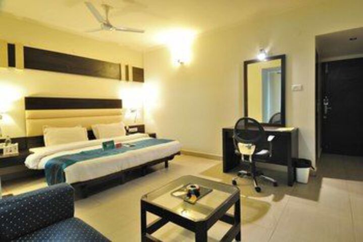 FabHotel MI Road