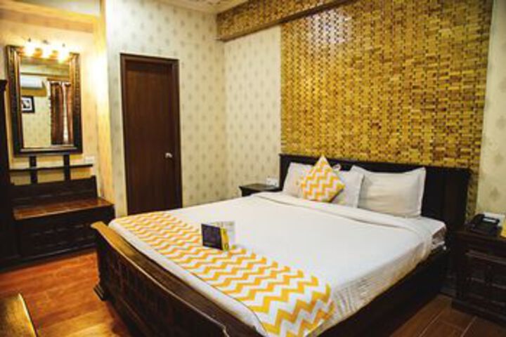 Room 14 of 26