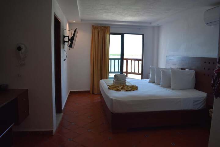 Room 18 of 89