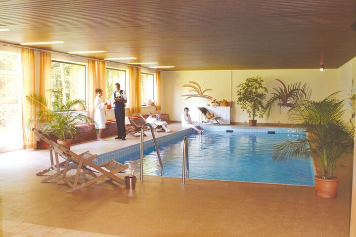 Hotel Pool