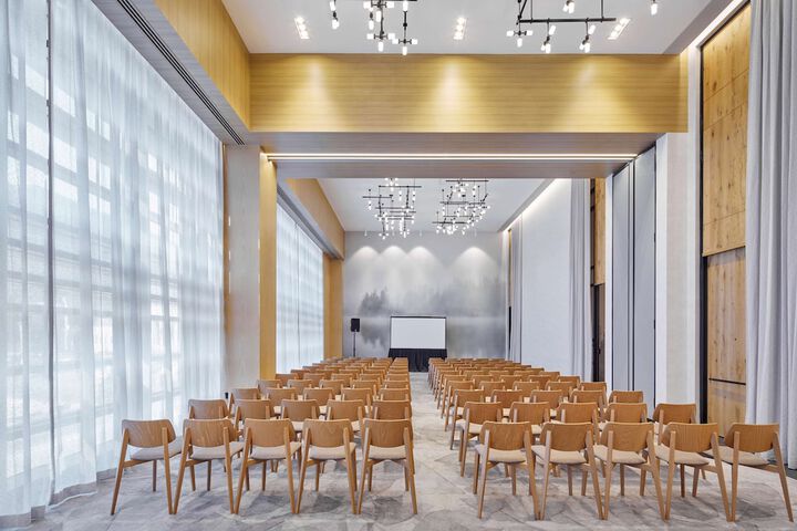 Meeting facility