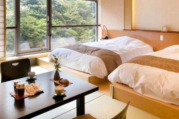Room 26 of 111