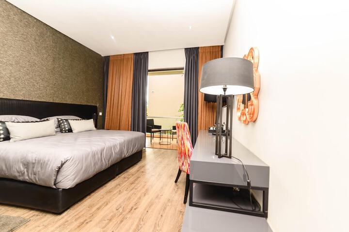 Room 15 of 43