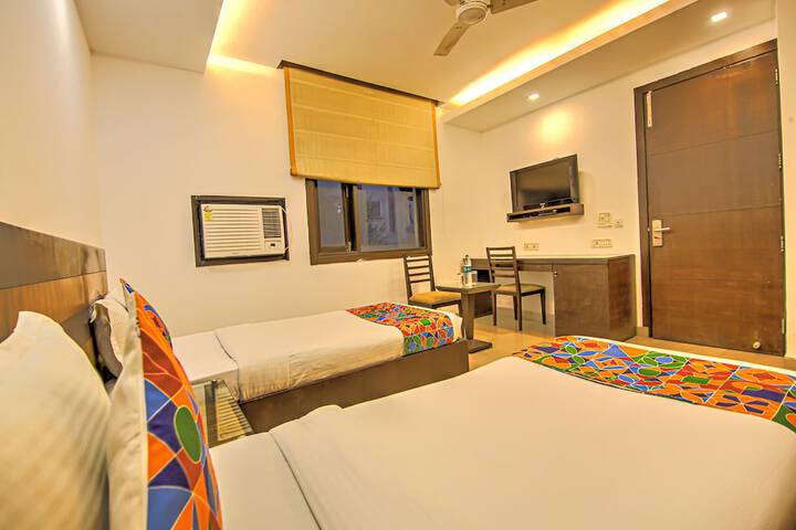 Room 15 of 35