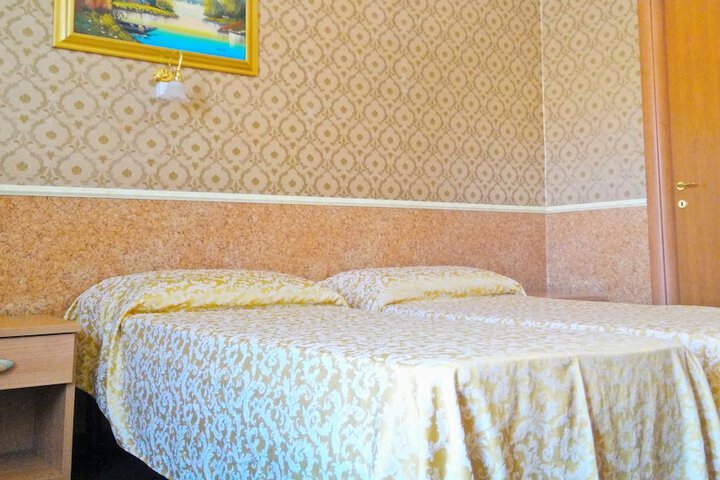 Room 7 of 21