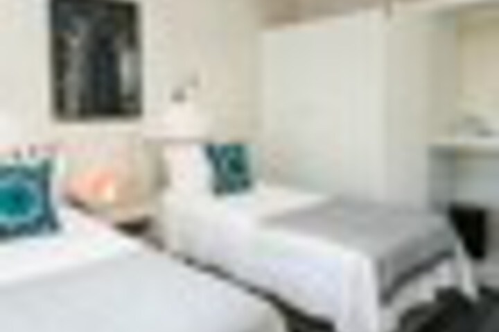 Room 62 of 150
