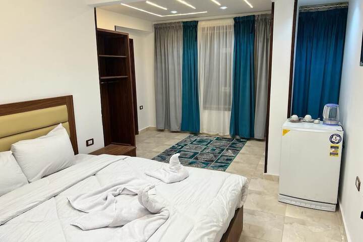 Room 20 of 29