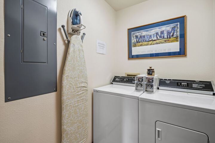Room 65 of 92