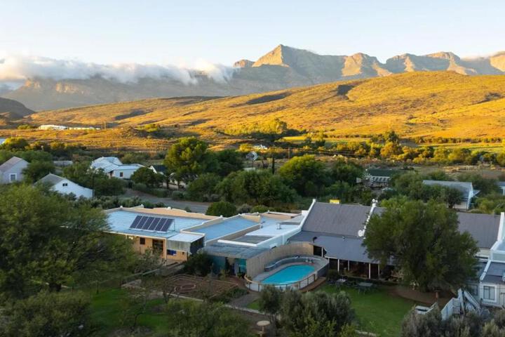 Exterior of Klaarstroom Hotel
